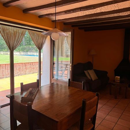 Mas Masnou Guest House Olot Bagian luar foto